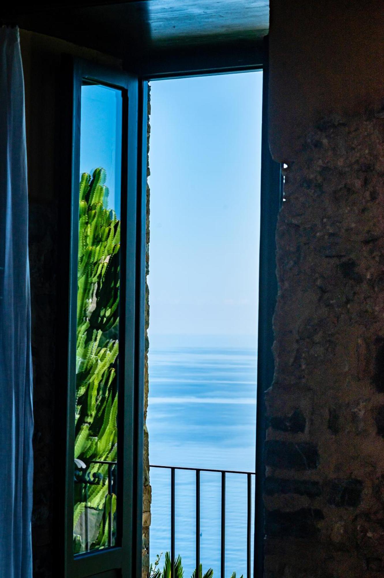 Marulivo Hotel